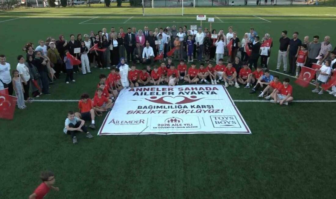 Bursa’da Aile Meclisi Derneği (AİLEMDER) tarafından "Spora evet, uyuşturucuya hayır"