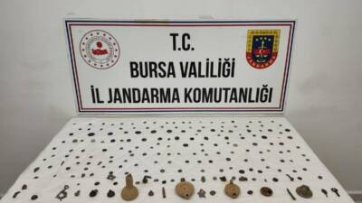 Bursa’nın Gemlik ilçesinde arama yapılan araçta, Roma ve Bizans dönemine