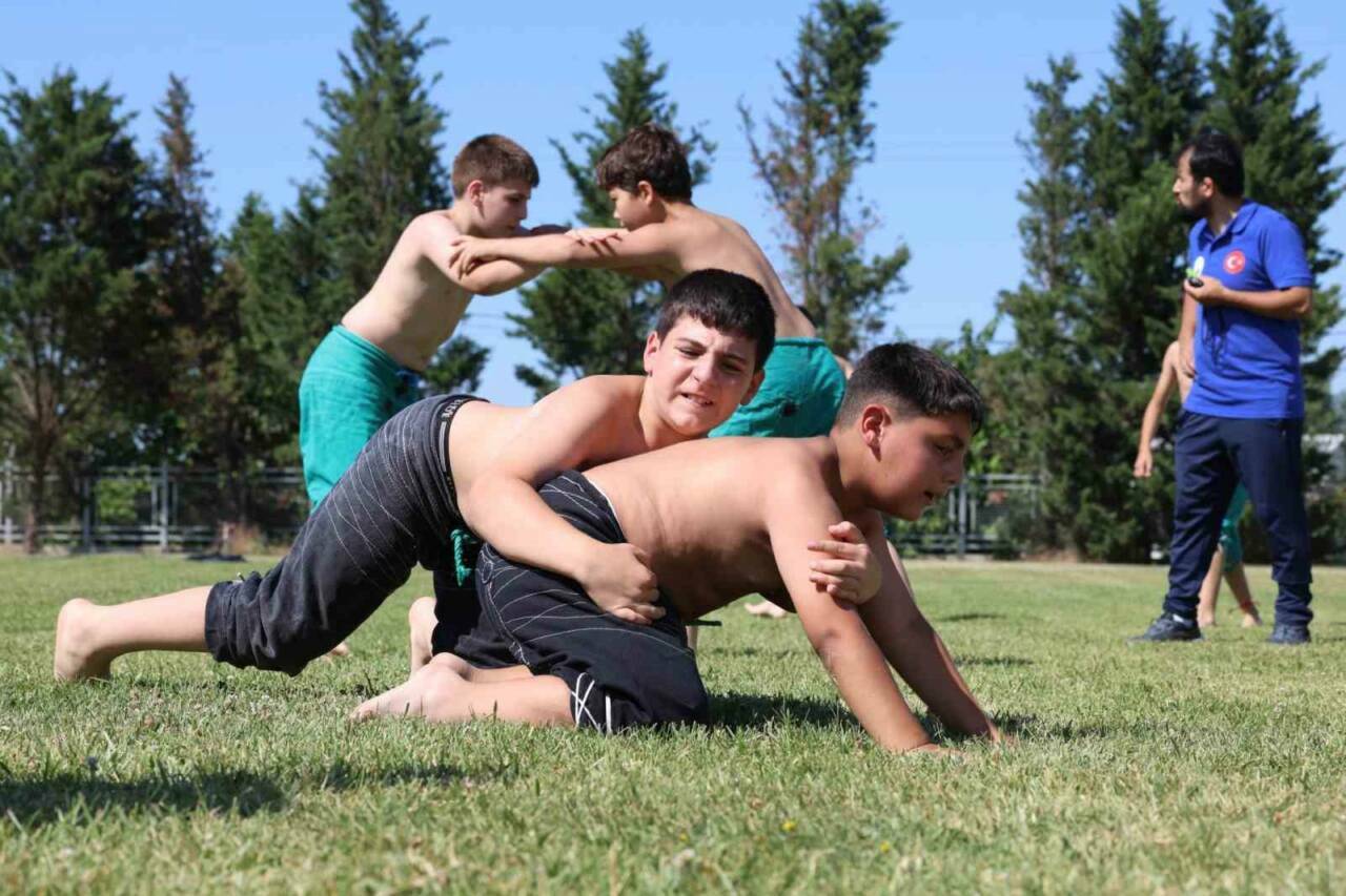 bursada ata sporlarinin kalbi osmangazide atti b80e1b4db900