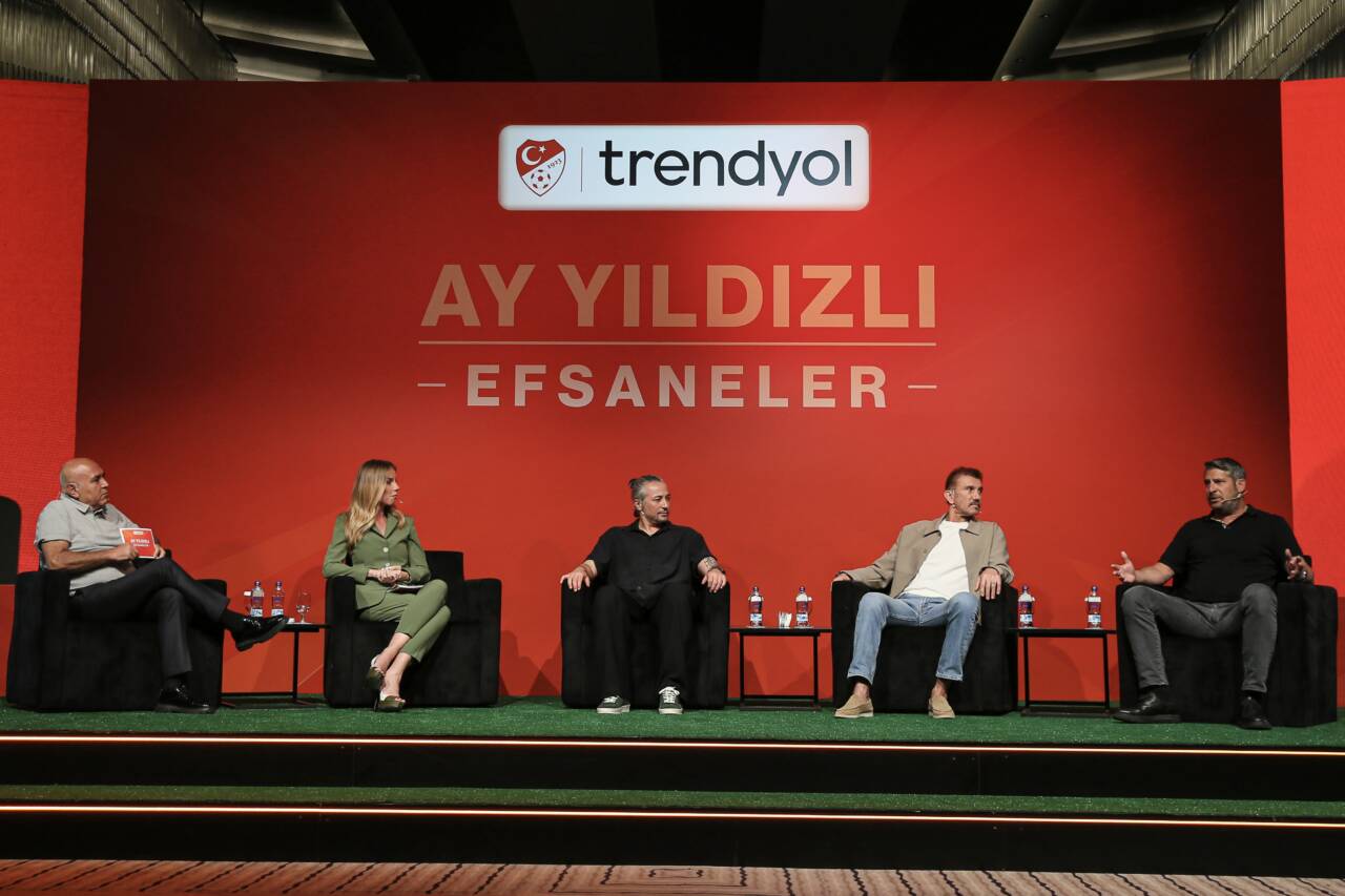 Bursa'da, Türkiye Milli Takımları Resmi sponsoru Trendyol tarafından düzenlenen "Ay