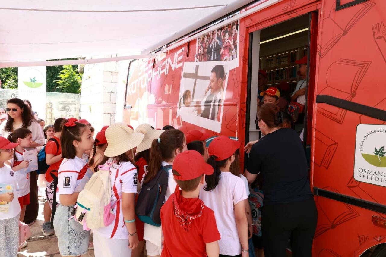 Bursa'da çocuklara kitap ve tarih aşısı 1 bursada cocuklara kitap ve tarih asisi a3a3d1a400b4