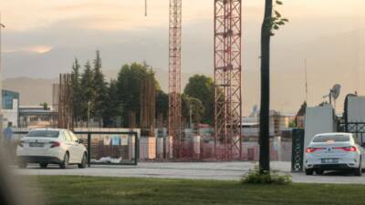 Bursa'nın İnegöl ilçesinde yapımı devam eden fabrika inşaatında çalışan Murat