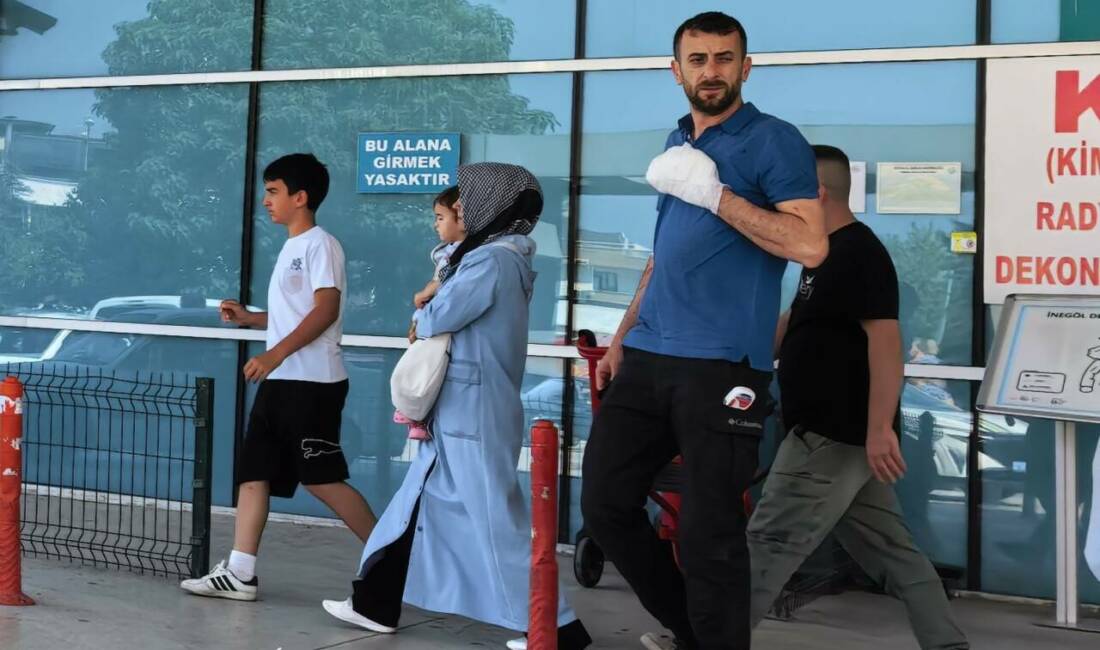 Bursa’nın İnegöl ilçesinde elini makineye kaptıran işçinin parmağı koptu.