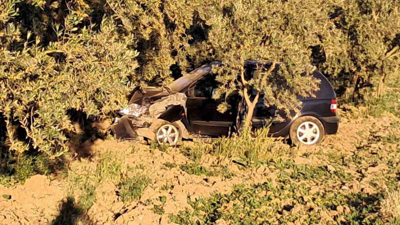 Bursa'da feci kaza! Burnu bile kanamadan kurtuldu 5 bursada feci kaza burnu bile kanamadan kurtuldu 678fb6471c67