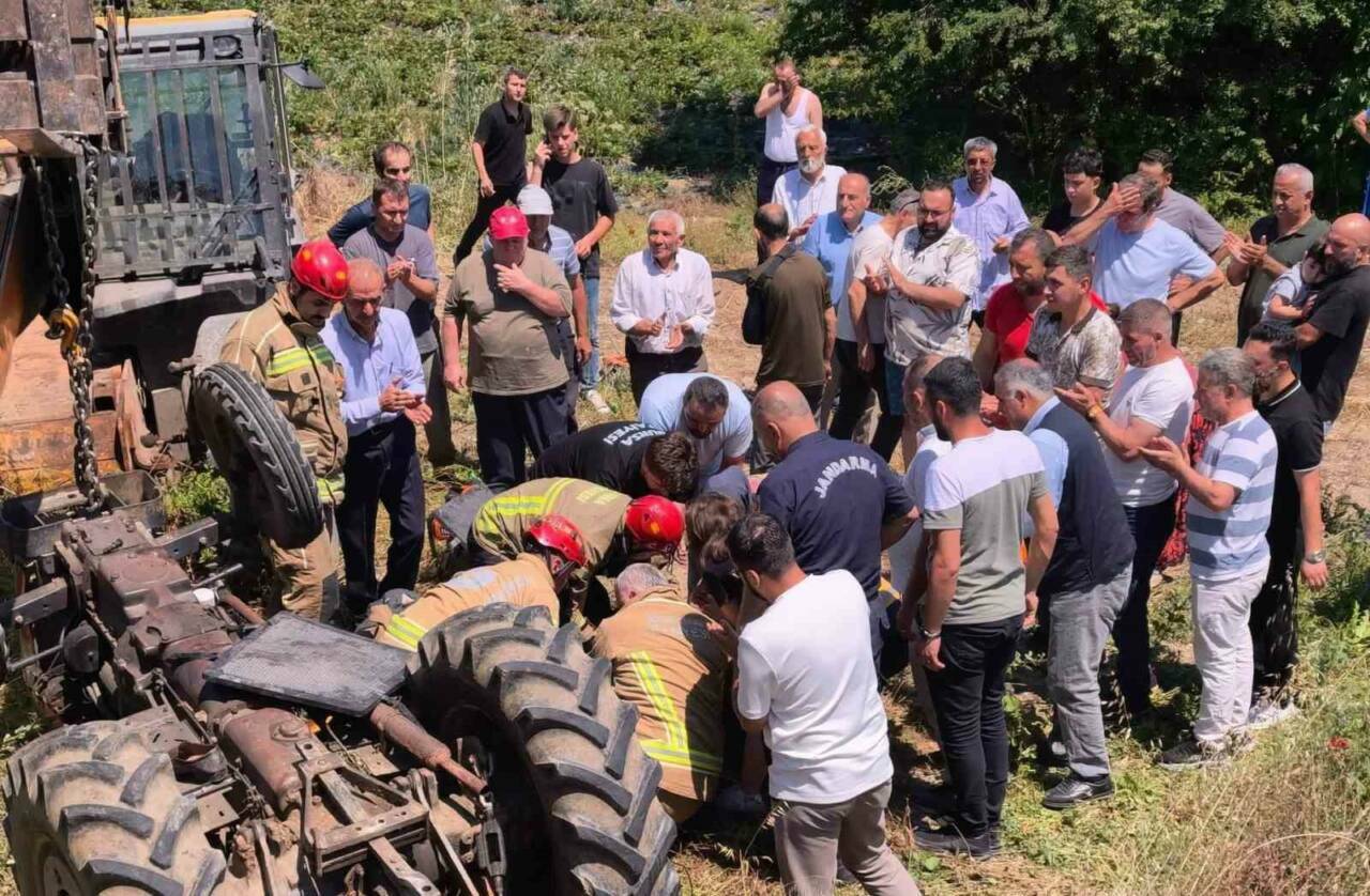 Bursa'da feci kaza! Kontrolden çıkıp köprüden uçtu 2 bursada feci kaza kontrolden cikip kopruden uctu d9f7fdf4c5f8