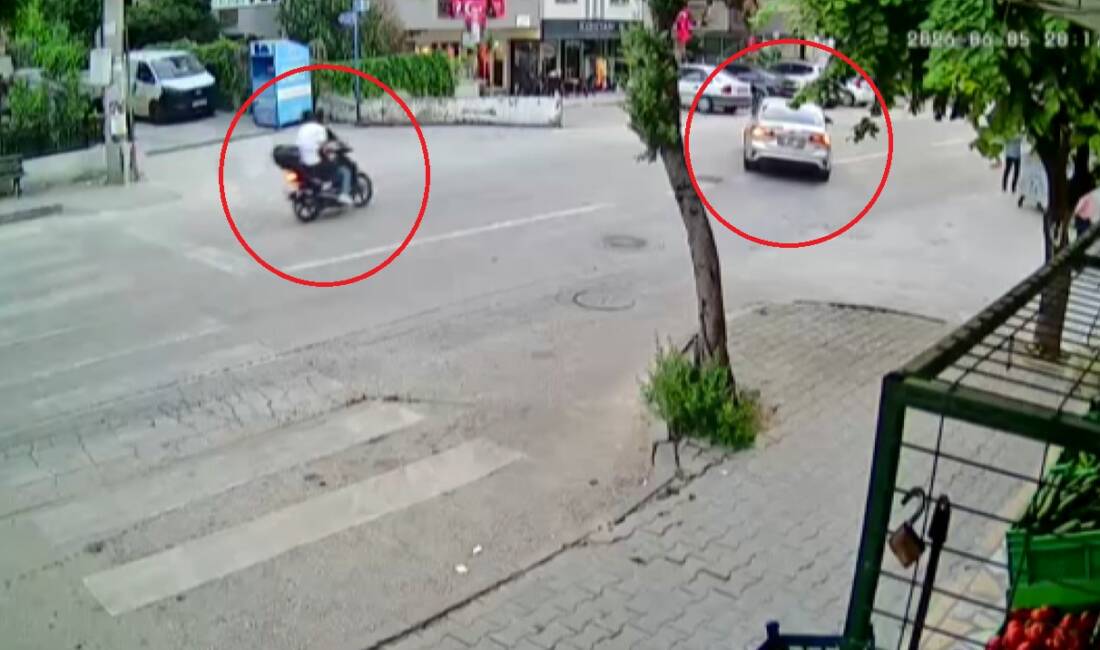 Bursa'nın Mudanya ilçesinde otomobil ile motosikletin çarpışması sonucu 2 kişinin
