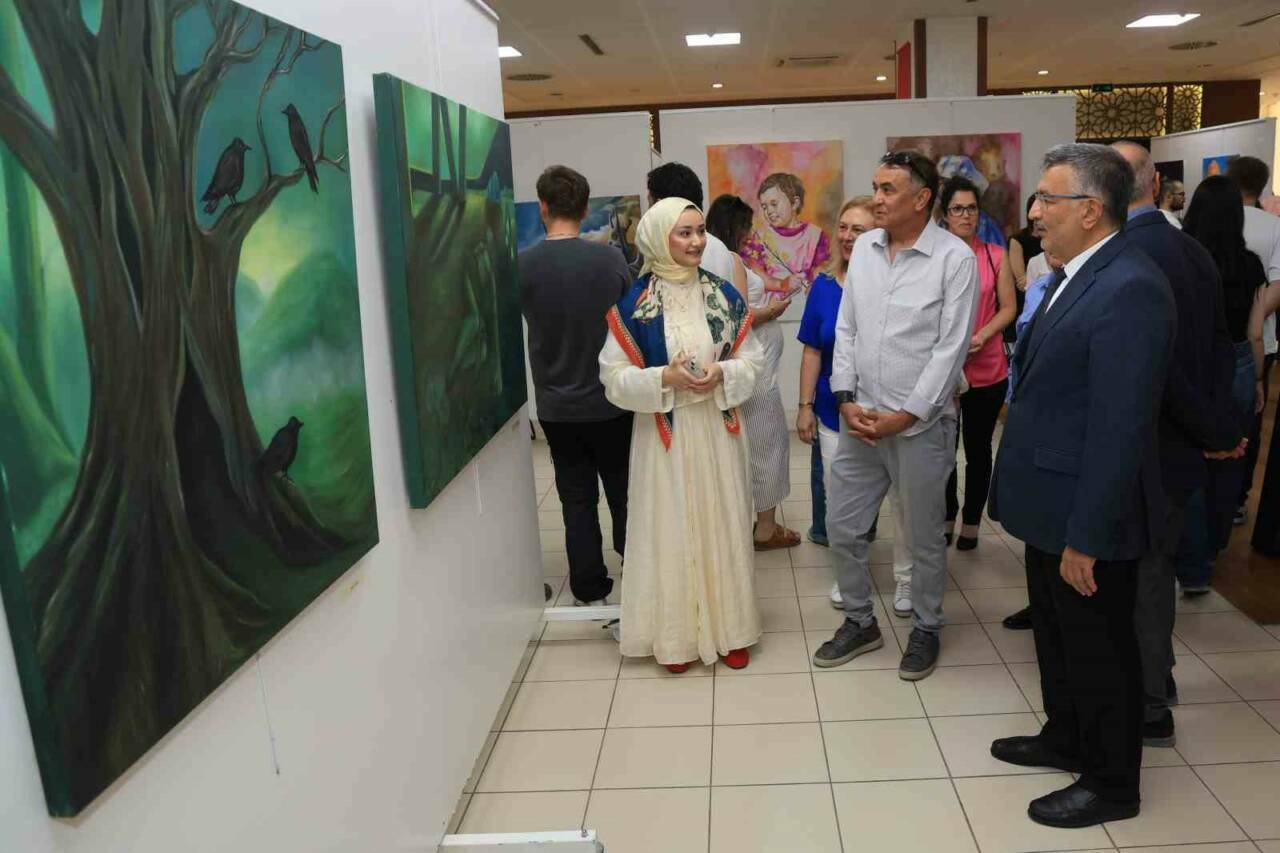Bursa'da geleceğin sanatçıları mezuniyet sergisinde buluştu 4 bursada gelecegin sanatcilari mezuniyet sergisinde bulustu c9dcc5b2d27c