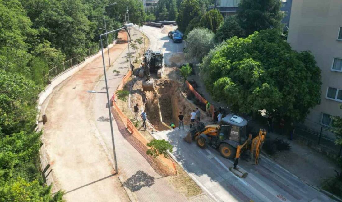 Bursa’da güçlü altyapı için güçlü hamle Bursa Büyükşehir Belediyesi, yaşanabilecek su sıkıntılarının önüne geçmek amacıyla şehir