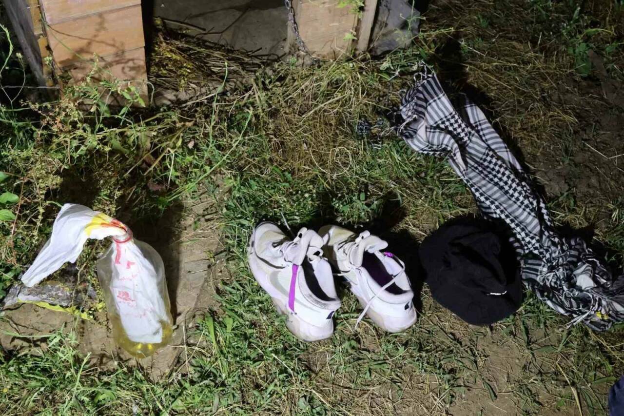 Bursa'da iş yerini ateşe verdiler! O anlar kamerada... 4 bursada is yerini atese verdiler o anlar kamerada 7dc5d50ad200