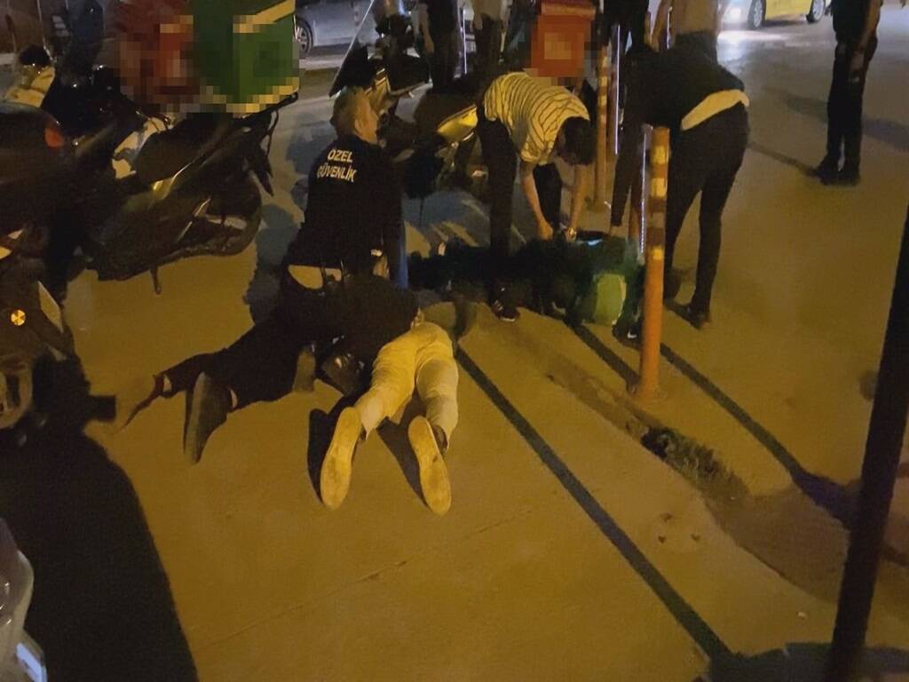 bursada isverenler ile motokuryelerin kavgasi 02ffa37116cd