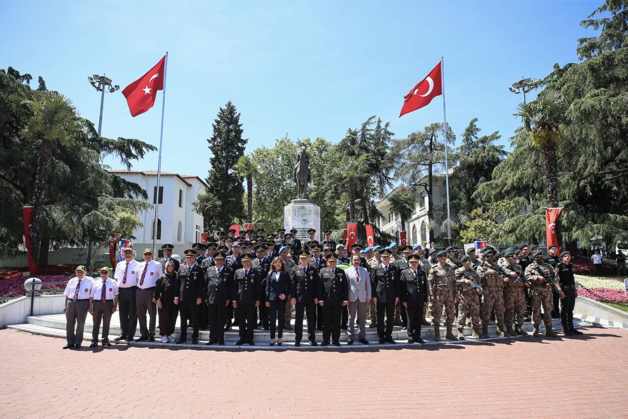Bursa'da Jandarma'nın 187.yıl dönümüne özel kutlama 7 bursada jandarmanin 187yil donumune ozel kutlama bf1def0344d9