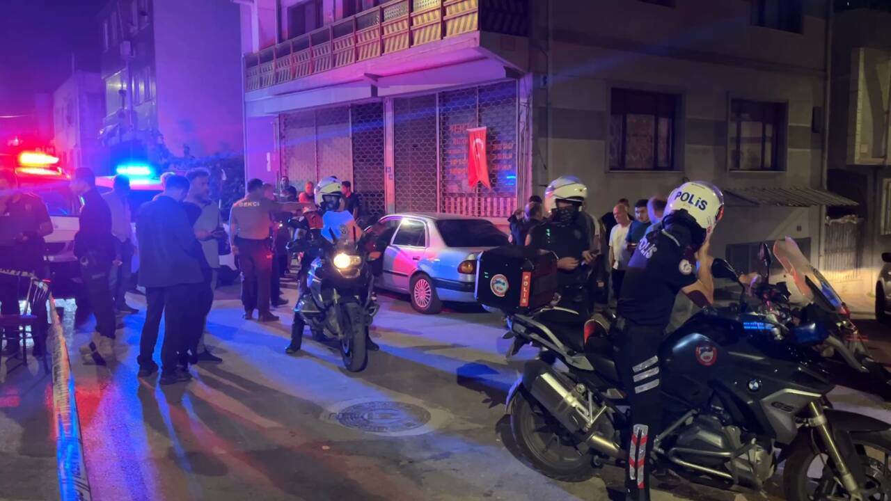 Bursa'da kahvehanede silahlı kavga 1 bursada kahvehanede silahli kavga a277e6db6d08