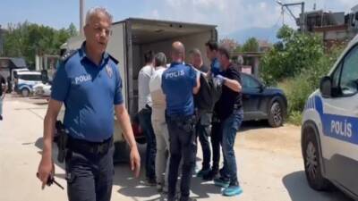 Bursa'da Zafer Güngür’ün (31), 10 yaşındaki oğlunun gözü önünde bıçaklayarak