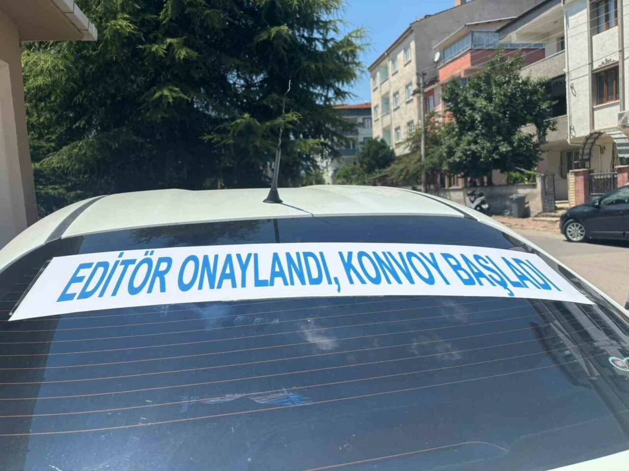 bursada medya camiasini bulusturan dugunde esprili gonderme a84108cd0c4e