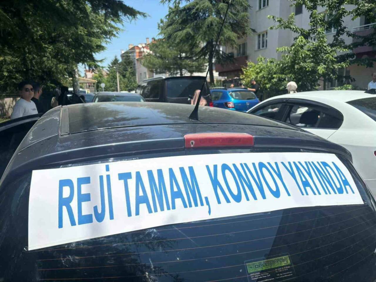 bursada medya camiasini bulusturan dugunde esprili gonderme dd9ffe00bb45