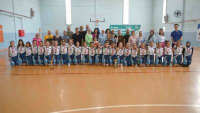 Karacabey Belediyespor’un minik kız basketbol takımları, Bursa genelinde düzenlenen liglerde