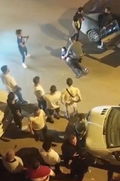 bursada olayli gece polislerin uzerine arac surdu 4e979e224402