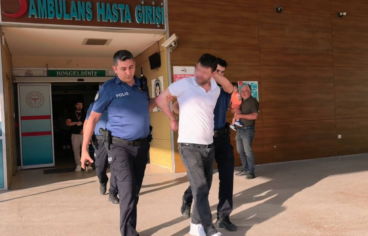 Bursa'da polisten kaçtı, kendini böyle savundu 6 bursada polisten kacti kendini boyle savundu 63bef72d3e78