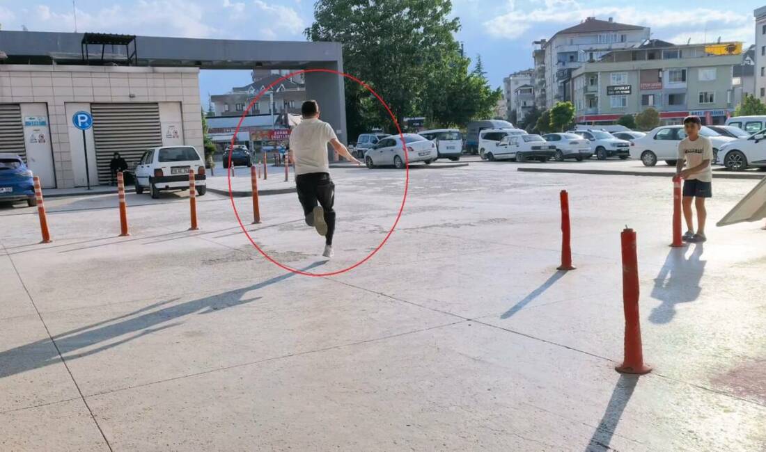 Bursa’da polisten kaçtı, kendini böyle savundu Bursa’nın İnegöl ilçesinde kimlik kontrolü sırasında kaçan Ali Ç. (36),