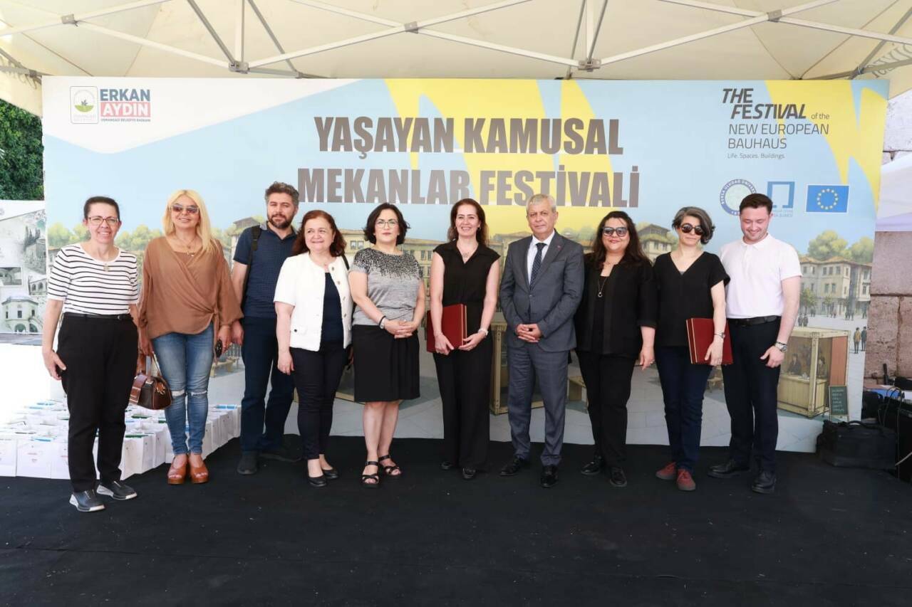 bursada renkli festival 20a724ab9dff