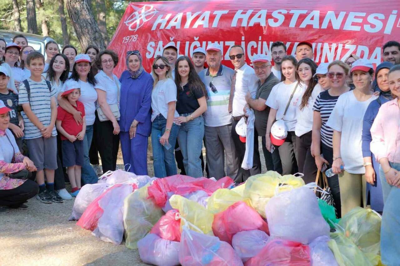 bursada saglikcilardan cevreye anlamli dokunus 0f8aa2014f15