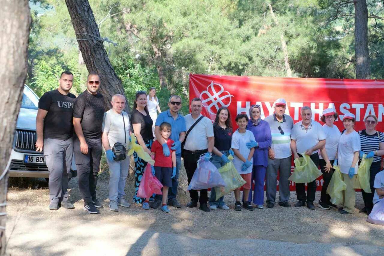 bursada saglikcilardan cevreye anlamli dokunus d4d58c57bd9c