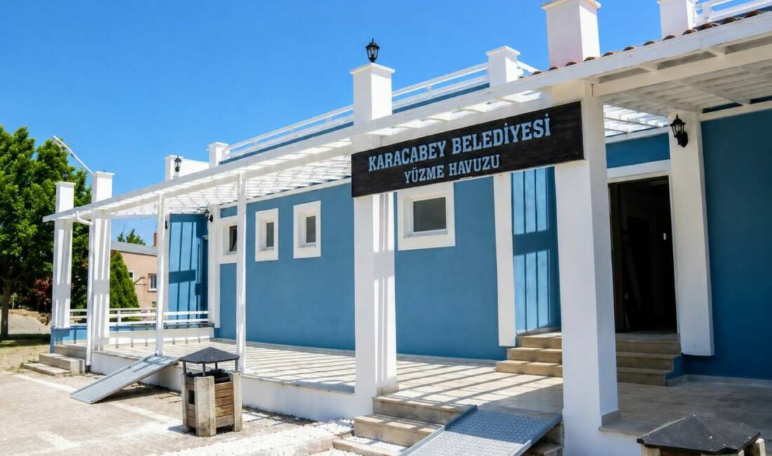 Bursa’da serinlemek isteyenlere güzel haber! Kapılarını açtı Karacabey Belediyesi, yeni sezonda da yüzme havuzlarını vatandaşların hizmetine açtı.