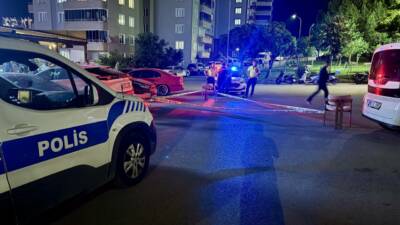 Bursa'nın Yıldırım ilçesinde çıkan silahlı kavgada 1 kişi yaralandı.
Nurullah B.