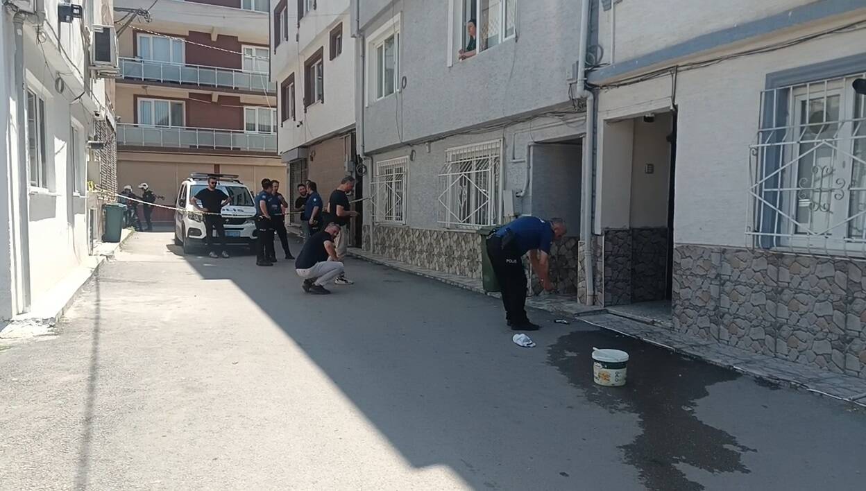 Bursa'da silahlı kavga 4 bursada silahli kavga cab0bc6ff732
