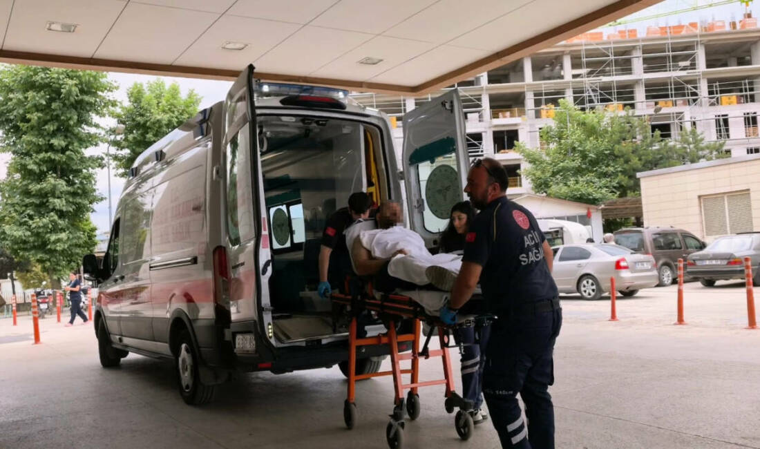 Bursa’da sokak ortasında dehşet! Eniştesini 7 yerinden bıçakladı Bursa’nın İnegöl ilçesinde, Ümit Ö. (31) sokakta karşılaşıp tartıştığı eniştesi