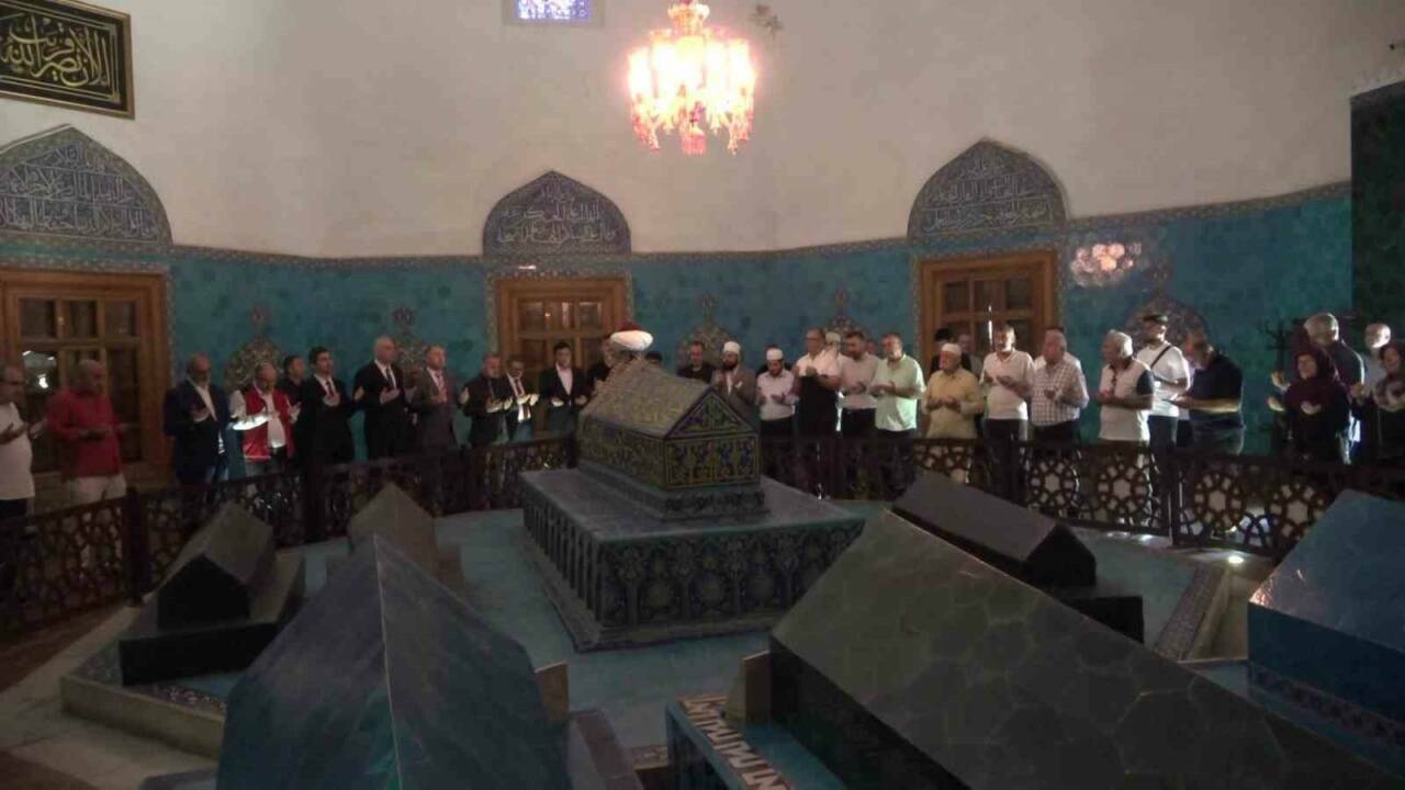 bursada tarihe vefa sultan celebi mehmed han dualarla anildi 48764af09c4d