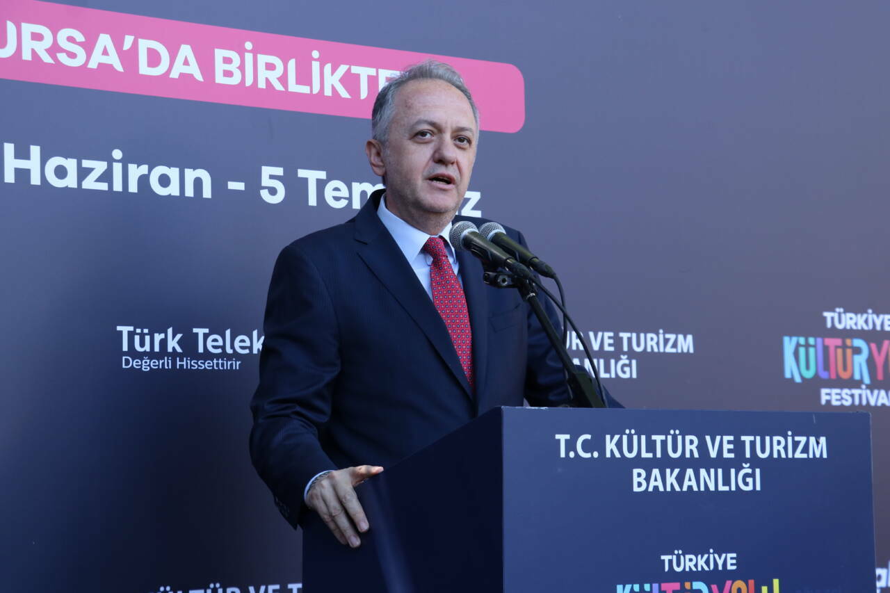 bursada turkiye kultur yolu festivali basladi d24f30418fd7