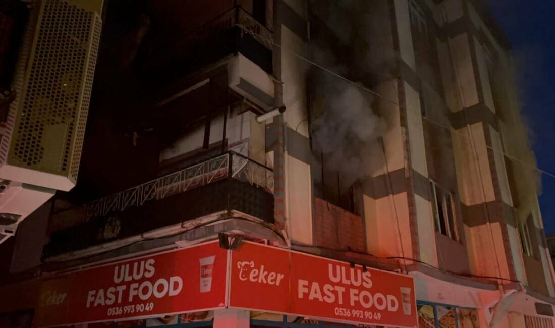 Bursa’da yangın faciası: 5 kişi hastanelik oldu Bursa'nın Yıldırım ilçesinde bir evde çıkan yangında dumandan etkilenen 5