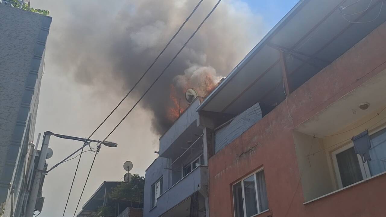 Bursa'da yangın paniği 1 bursada yangin panigi 822ea225da7f
