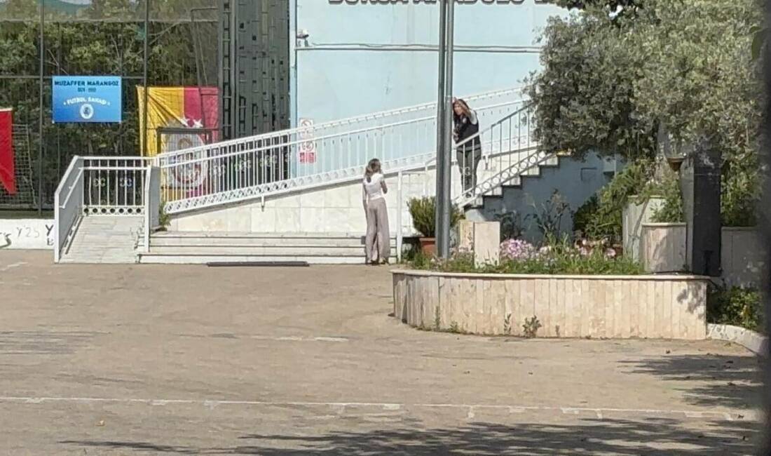 Bursa'da bir öğrenci, Yükseköğretim Kurumları Sınavı'na (YKS) girmeyi saniyelerle kaçırdı.
