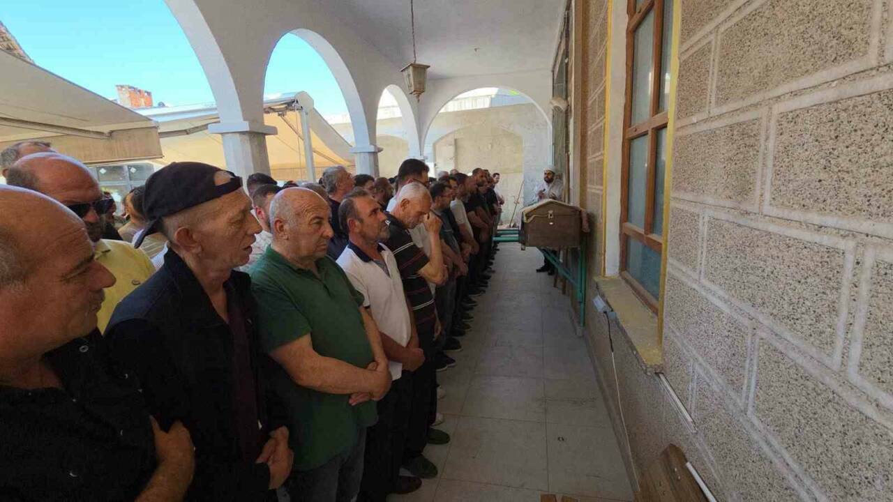 Bursa'da yürek yıkan feryat! İki evlatlarını da aynı nedenden kaybettiler... 5 bursada yurek yikan feryat iki evlatlarini da kaybettiler f2ef5688333c
