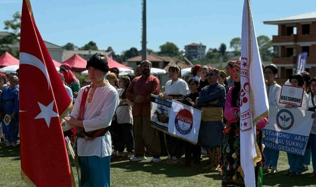 Bursalı sporculardan Türkiye şampiyonluğu Mudanya Halk Eğitimi Merkezi tarafından, Atatürk Ortaokulunda açılan "Geleneksel Türk