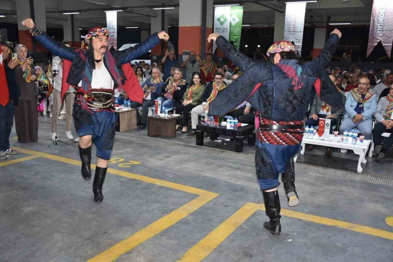 Bursa’nın 700 yıllık fetih ruhu Nilüfer’de yaşatıldı 1 bursanin 700 yillik fetih ruhu niluferde yasatildi 3a4761056bf1