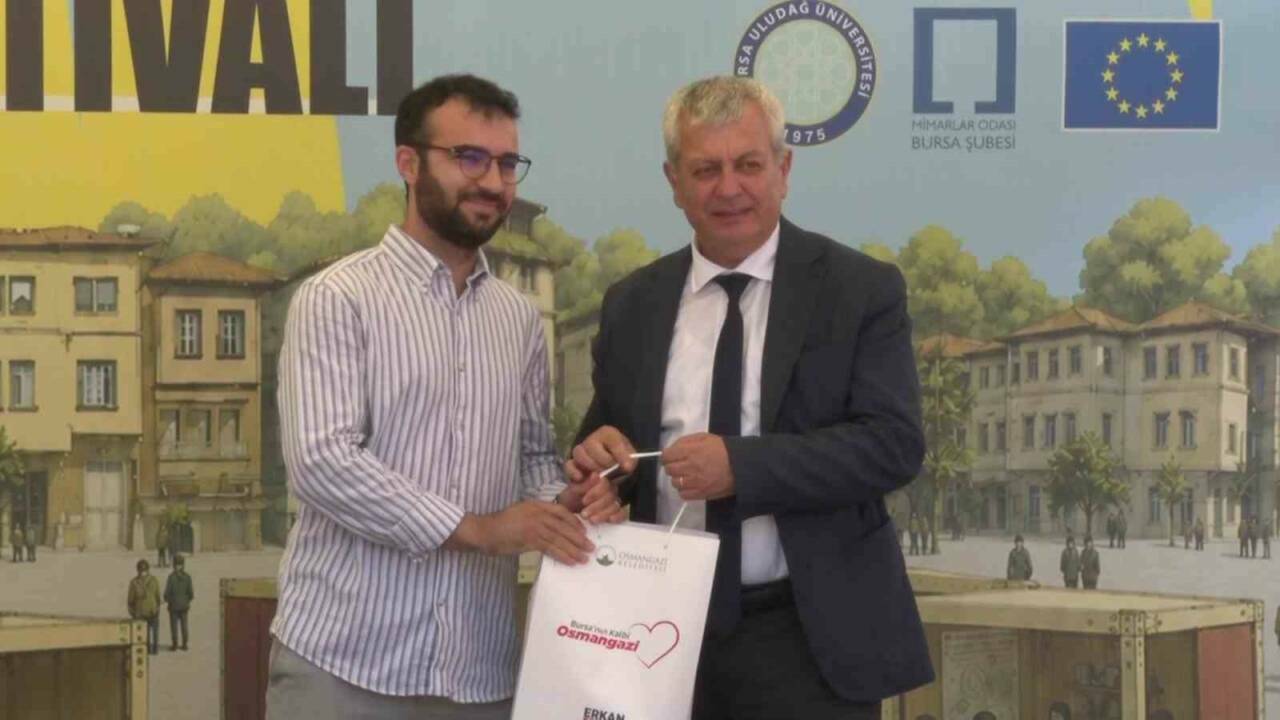 Bursa’nın 700 yıllık mirası yarışmayla dijital dünyaya taşındı 4 bursanin 700 yillik mirasi yarismayla dijital dunyaya tasindi 1de42ef3a68a