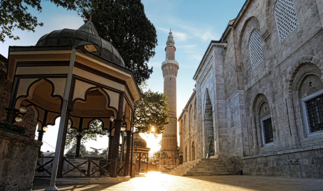Bursa’da gezilebilecek tarihi yerler nereler? Yazla birlikte daha da hareketlenen Bursa, tarihi ve manevi atmosferiyle