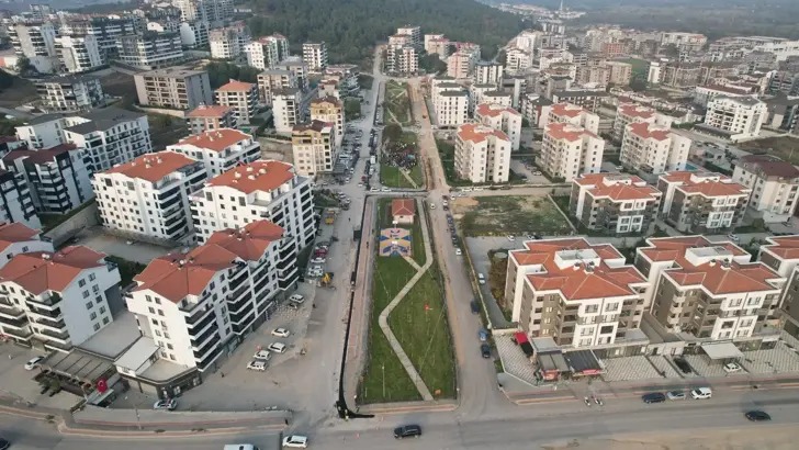Bursa’nın bu bölgesindeki su krizi ne zaman çözülecek? Bursa'nın yeni yerleşim bölgelerinden olan Nilüfer ilçesine bağlı 30 Ağustos