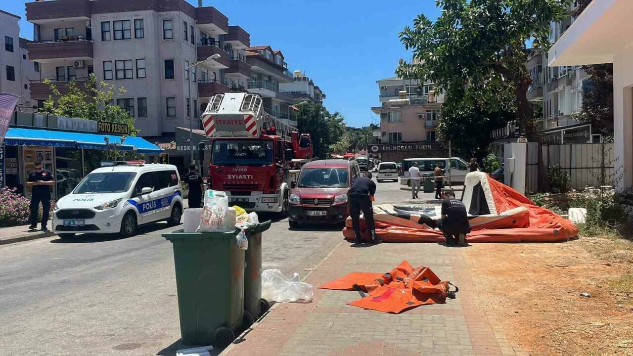 catiya cikan sahis yurekleri agza getirdi 777dc202b72f
