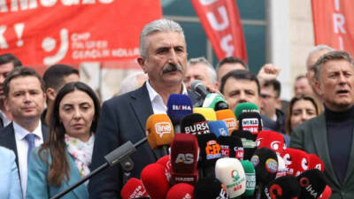 Cumhuriyet Halk Partisi’nde Bursa İl Başkanı Nihat Yeşiltaş parti yönetimi