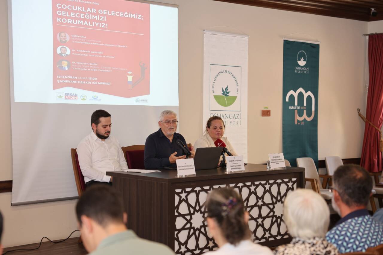 Osmangazi’den çocukların geleceğine sahip çıkan sempozyum 3 Osmangazi Belediyesi’nden Çocukların Geleceğine Sahip Çıkan Sempozyum