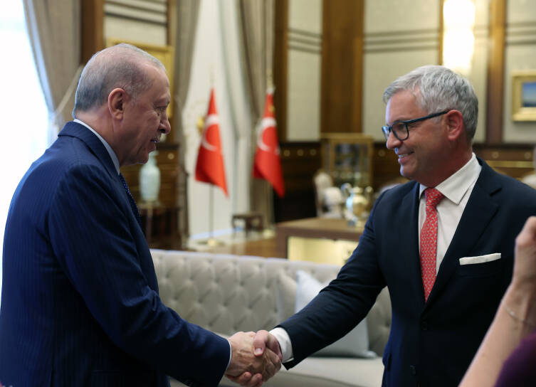 cumhurbaskani erdogan ab yuksek temsilcisi kallasi kabul etti 6542ee34684c