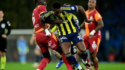 Yeni sezon transfer çalışmalarına devam eden Galatasaray, Fenerbahçe'nin eski yıldızıyla