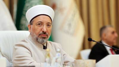 Diyanet İşleri Başkanı Safi Arpaguş, "Kerbela'nın acısını hala yüreğinde hissedenlere