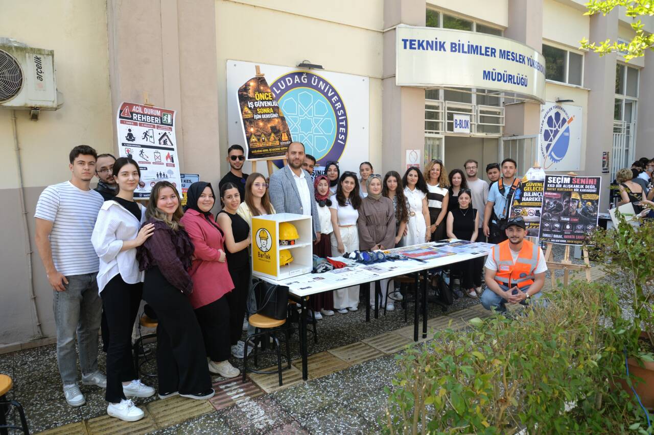 Bursa Uludağ Üniversitesi'nde proje şenliği 5 dsc1851