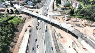 Kocaeli’de D-130 Karayolu’nun trafik yükünü omuzlayacak projede sona yaklaşılıyor. Yaklaşık