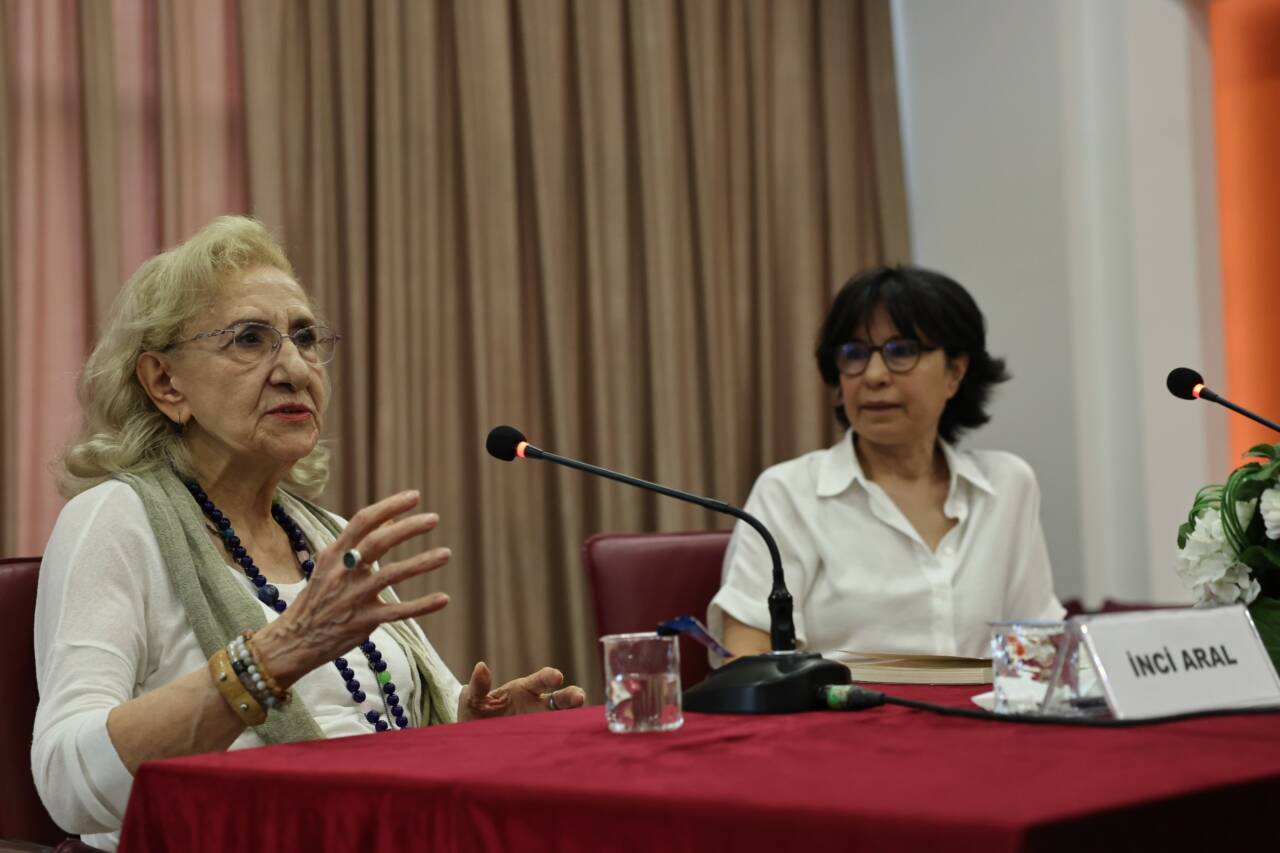 İnci Aral Nilüfer'de okurlarıyla buluştu
